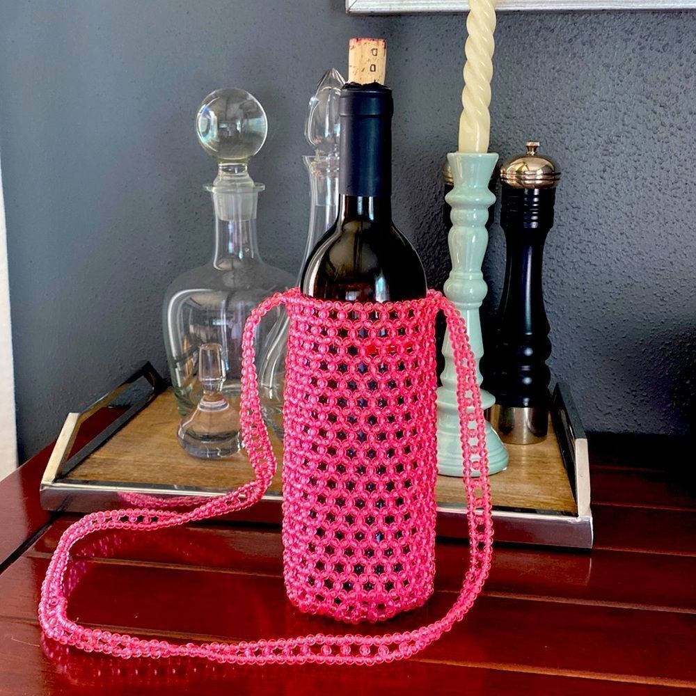 Pink wine bottle holder shoulder bag